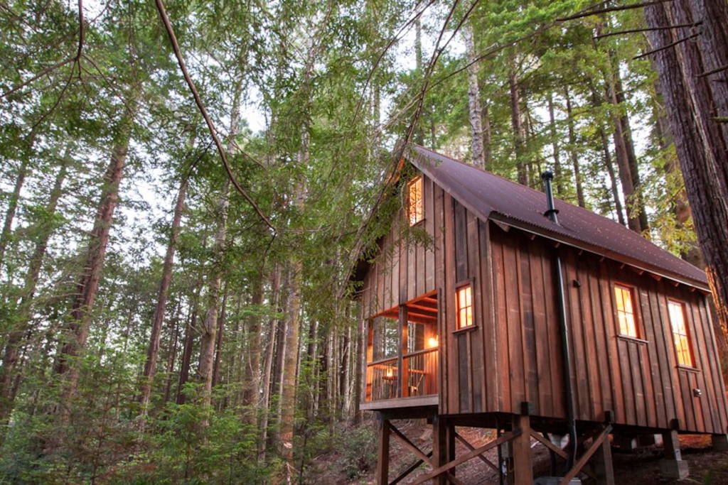Airbnb-Mendocino-Cabin-Deck-Exterior (1)